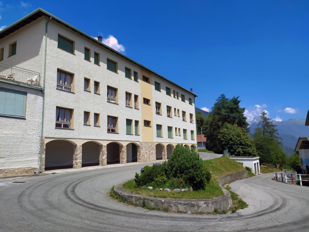 Bellavista Hotel Civo Exterior photo